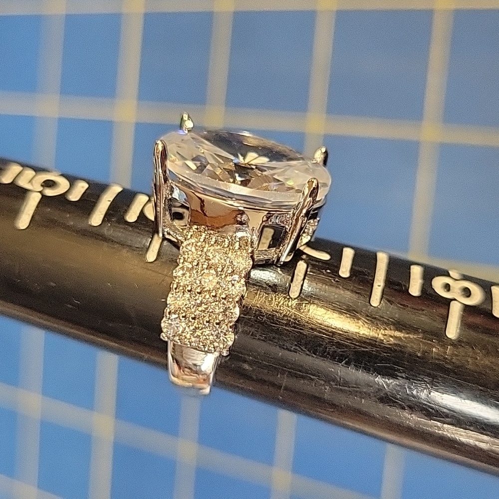 Rhinestone Clear Bluish Stone Silver Tone Adjustable Ring Size 6.5 Brand New - Picture 2 of 5